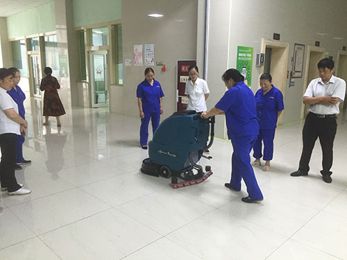 洗地機(jī)保養(yǎng) 洗地機(jī)保養(yǎng)