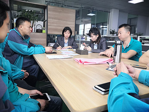 1569397209390703.jpg web.jpg